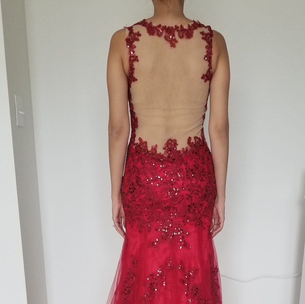 Prom / pageant - Picture 2 of 2